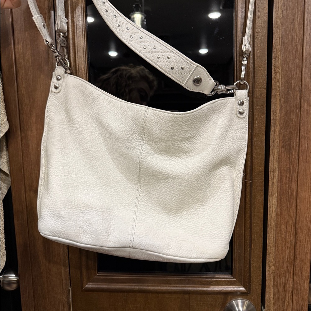HOBO Cream Leather Hobo Bag with Adjustable Strap - Picture 13 of 15